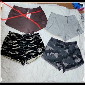 Gymshark Legacy shorts. Medium. New